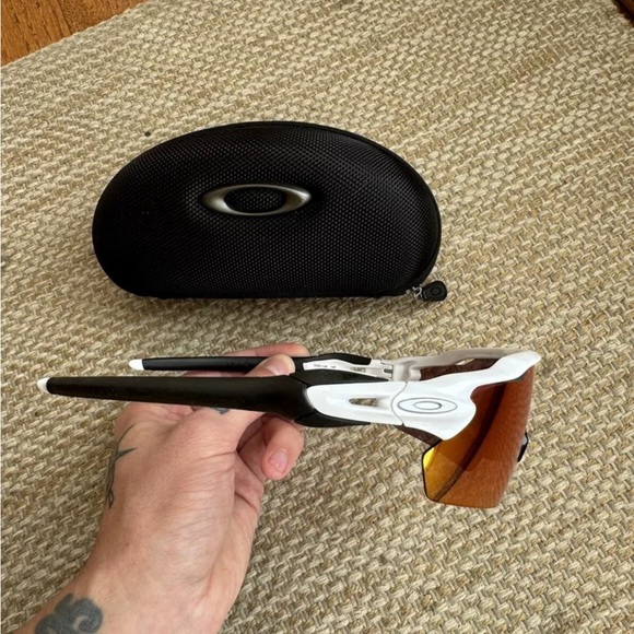 Oakley Radar Sunglasses - Picture 2 of 11